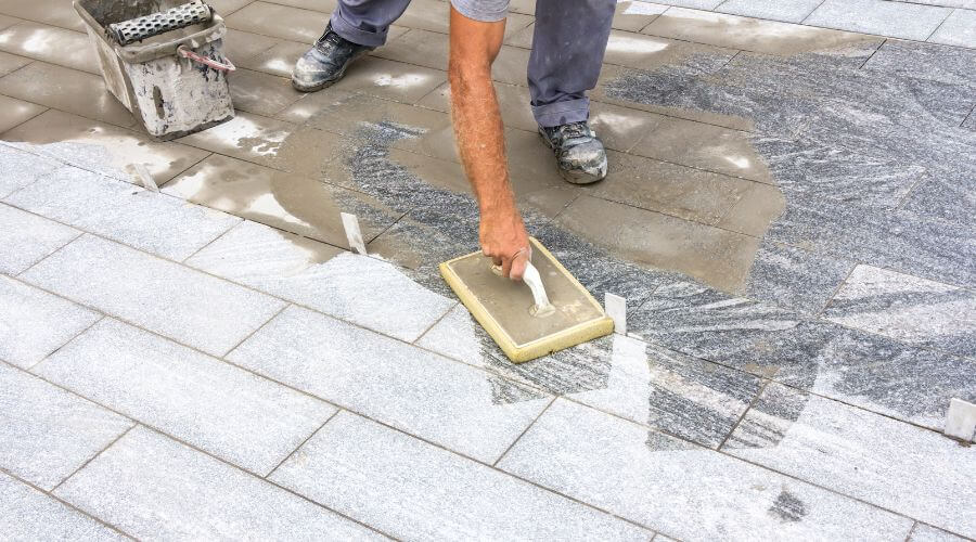 Professional residential roofers in El Paso, IL